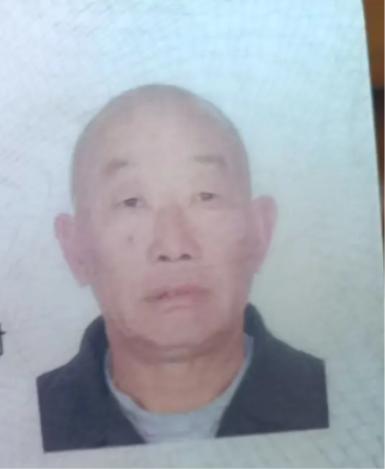 走失者照片 泰安市寻人：七旬老人走失，患小脑萎...