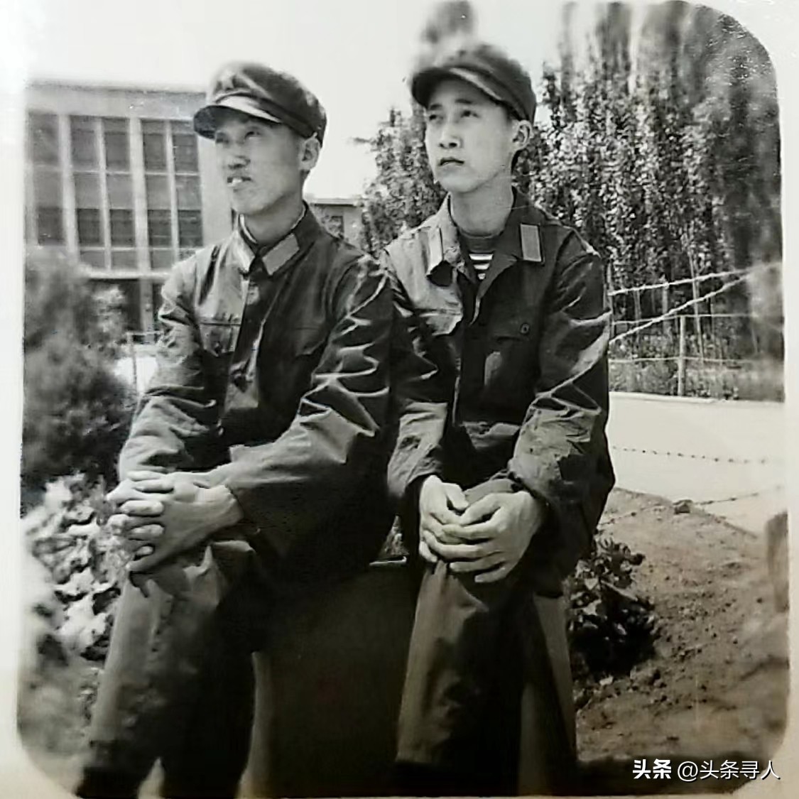 走失者照片 寻陕西宝鸡籍战友窦周德,你用长手套...