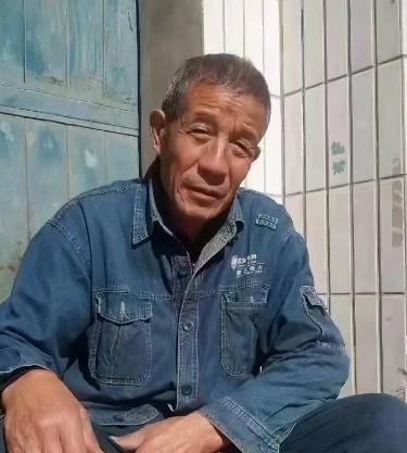 走失者照片 紧急寻人！焦作六旬老人失联，穿蓝色...