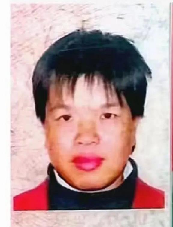 走失者照片 吕梁急寻：六旬老太失联，穿黑色羽绒...