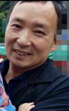 走失者照片 南京寻人：六旬老人走失，戴白色帽子...
