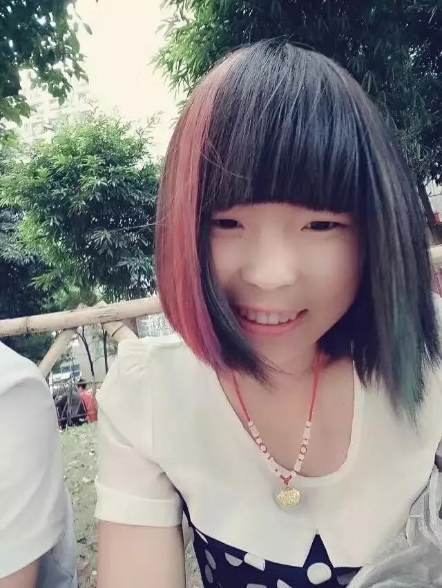 走失者照片 广大网友多多转发哈。谢谢了