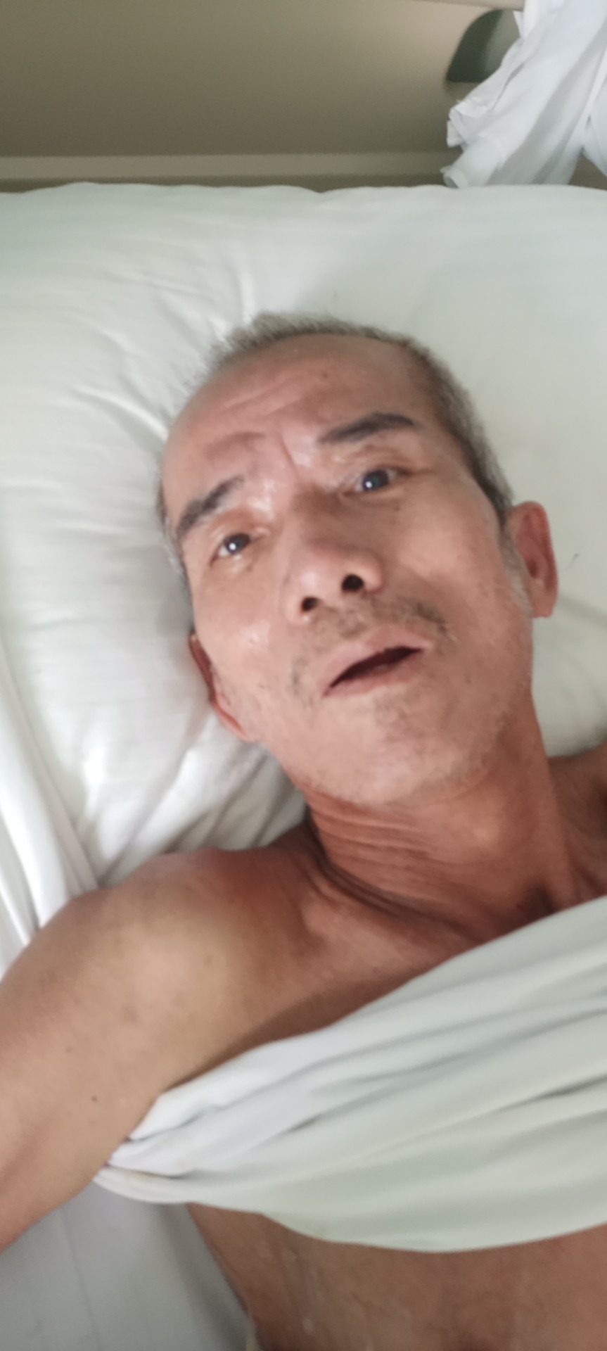 走失者照片 海口寻亲：五旬男子被送医，患脑溢血...