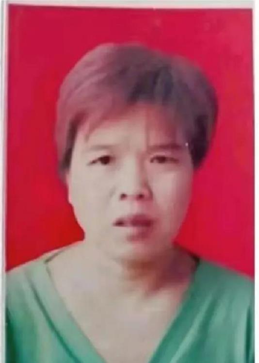 走失者照片 吕梁急寻：六旬老太失联，穿黑色羽绒...