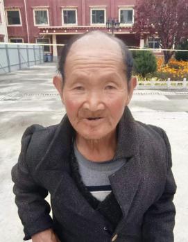 走失者照片 甘南寻亲：六旬老人被救助，高1米5...