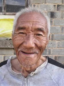 走失者照片 上饶寻亲：七旬老人被救助，自述叫李...