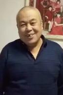 走失者照片 阜新急寻：七旬老人失联，穿灰色牛仔...