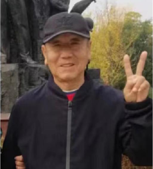 走失者照片 沈阳急寻：七旬老人走失，穿灰色高领...