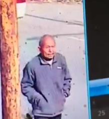 走失者照片 开封寻人：七旬老人失联，穿灰色呢绒...