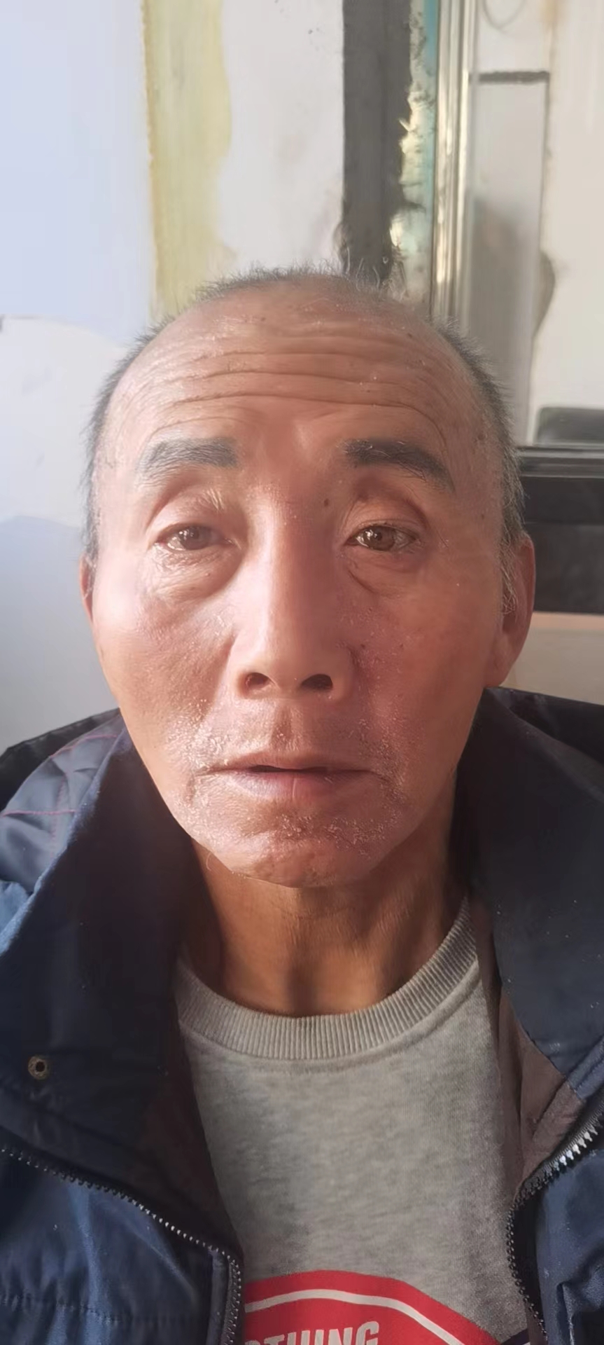 走失者照片 鞍山海城寻亲：七旬老人被救助，自述...