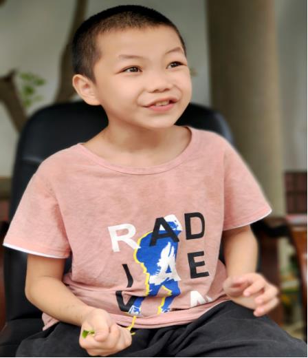 走失者照片 爸爸妈妈你们在哪儿？百色7岁男孩被...