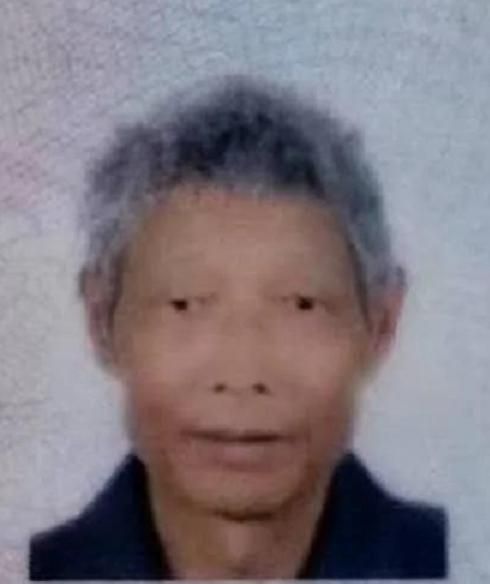 走失者照片 娄底涟源急寻：七旬老人失联，戴帽子...