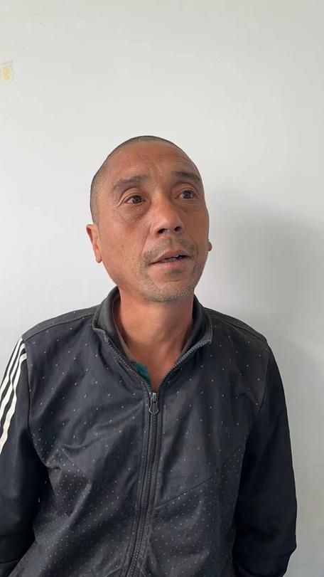 走失者照片 驻马店寻亲：五旬男子被救助，穿黑色...