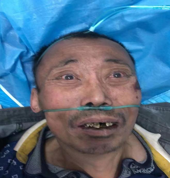 走失者照片 青岛寻亲：五旬男子被救助，自述叫王...