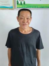 走失者照片 上饶寻亲：五旬男子被救助，穿军绿色...