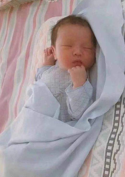 走失者照片 衡水寻亲：1岁女童被救助，身长51...