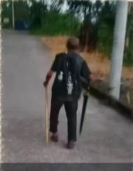 走失者照片 重庆市寻人：七旬老人走失，穿黑色短...