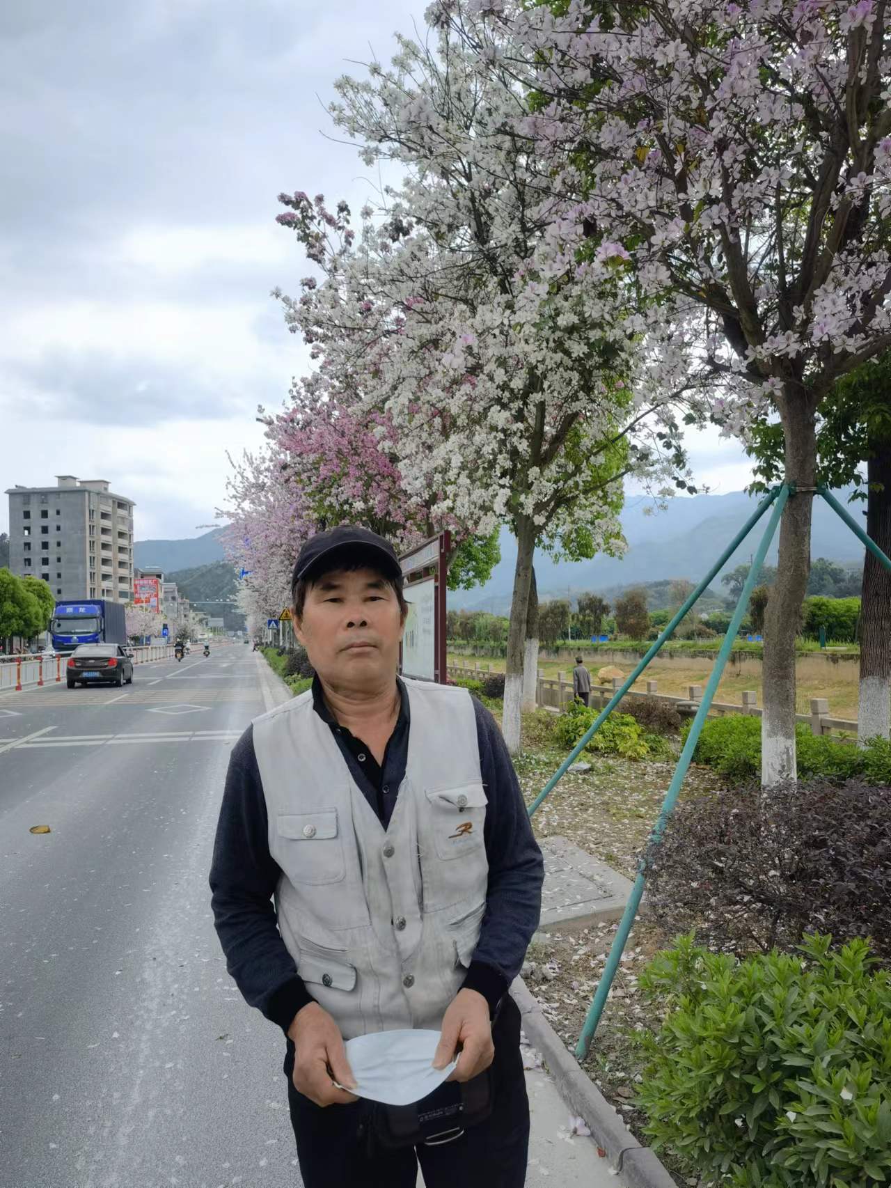 走失者照片 广州急寻：六旬老人走失，湖北口音，...