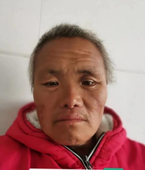 走失者照片 周口项城寻亲：六旬老人被救助，穿红...