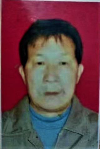 走失者照片 新乡急寻:六旬老人走失,穿深灰色上...