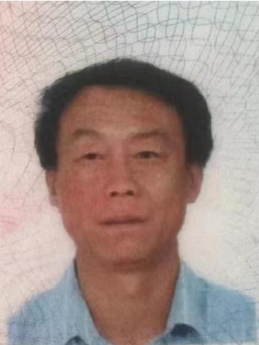 走失者照片 沈阳急寻！六旬老人走失，患小脑萎缩...