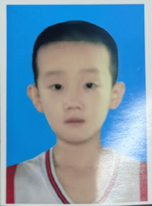 走失者照片 急寻孩子父母！邯郸8岁男孩被救助多...