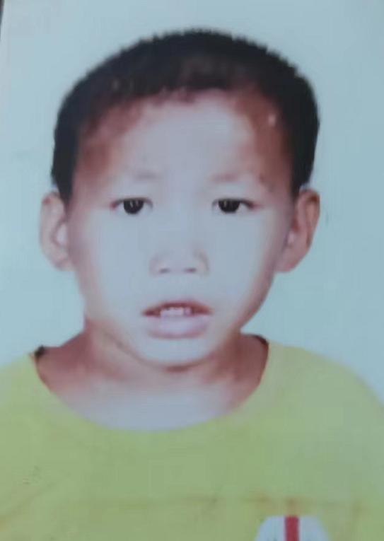 走失者照片 抚州急寻：11岁男孩失联，患语言障...