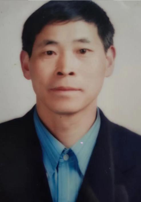 走失者照片 温州急寻：七旬老人走失，穿灰色花上...