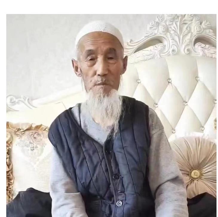 走失者照片 临夏市急寻：八旬老人走失，穿蓝色上...