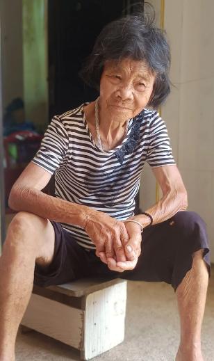 走失者照片 抚州急寻：八旬老太走失，高1米4，...