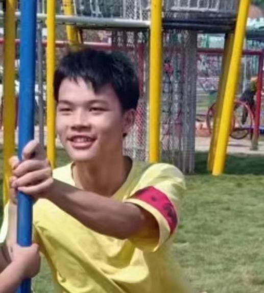 走失者照片 赣州急寻：17岁男孩失联十余日，高...