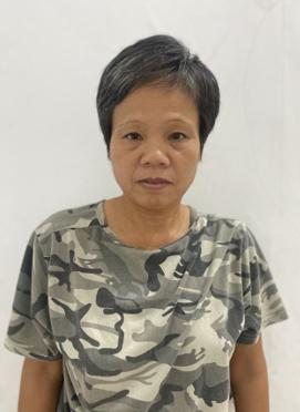 走失者照片 揭阳寻亲：中年女子被救助，穿黑白相...
