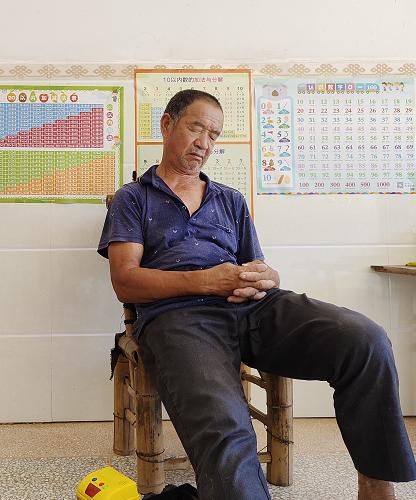 走失者照片 宜春丰城急寻：七旬老人走失，穿蓝色...