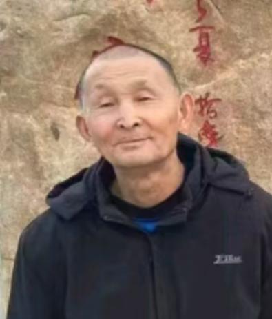 走失者照片 沈阳市寻人：七旬老人走失，穿白色上...