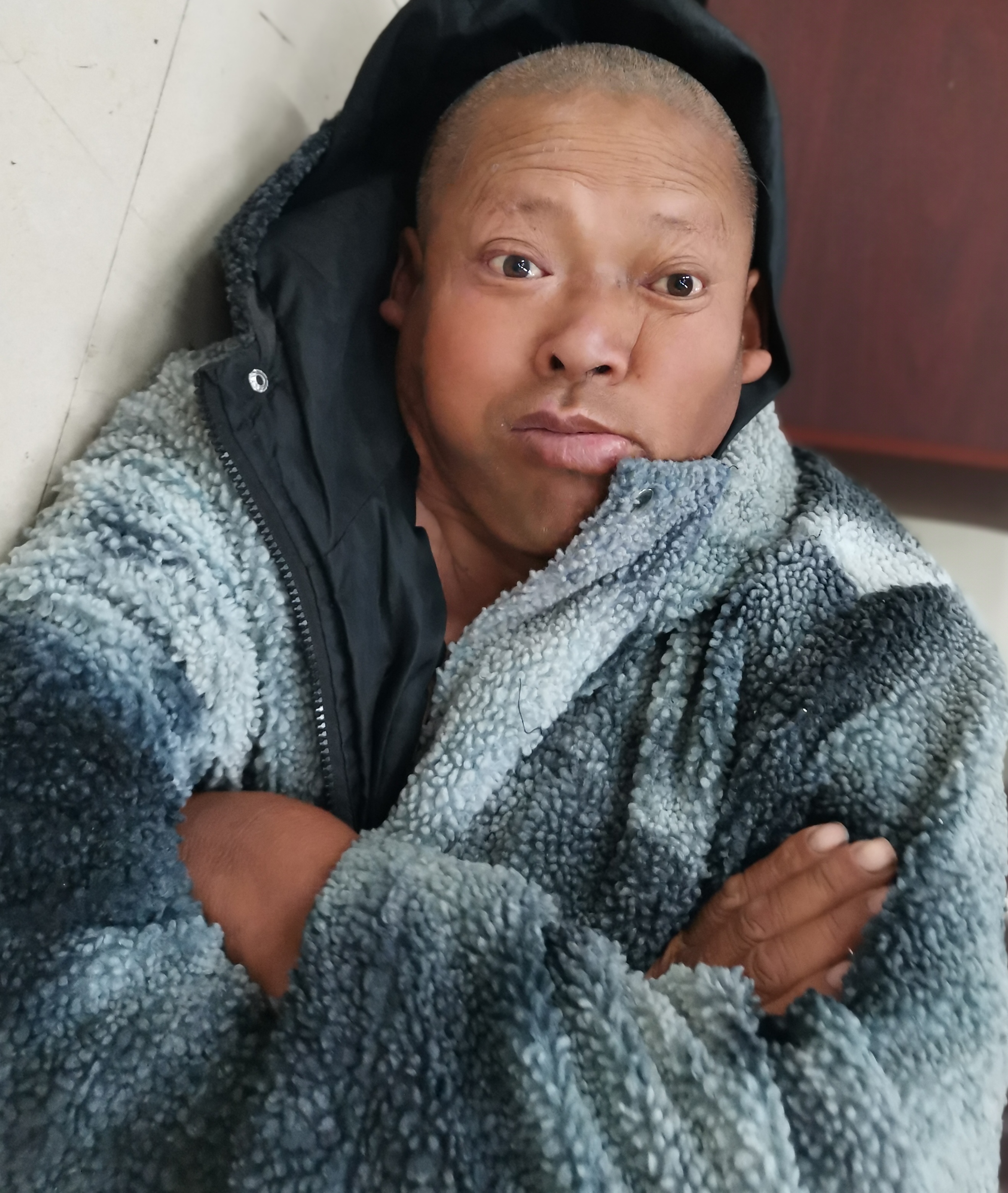 走失者照片 哈尔滨五旬男子被送医，自述叫刘大伟...