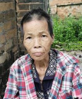 走失者照片 钦州寻亲：六旬老太被救助多日，穿格...
