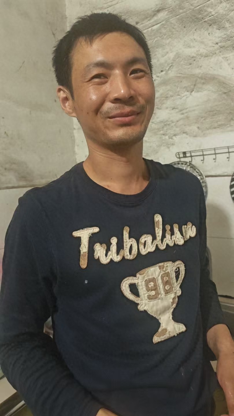 走失者照片 信阳市寻人：青年男子走失，患精神障...