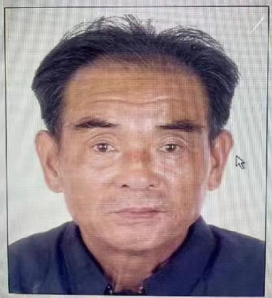 走失者照片 阜阳急寻：八旬老人走失，穿灰色外套...