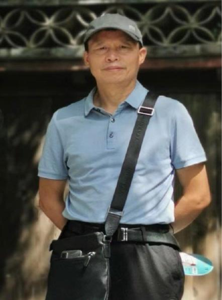走失者照片 紧急寻人！北京五旬男子走失，穿蓝色...