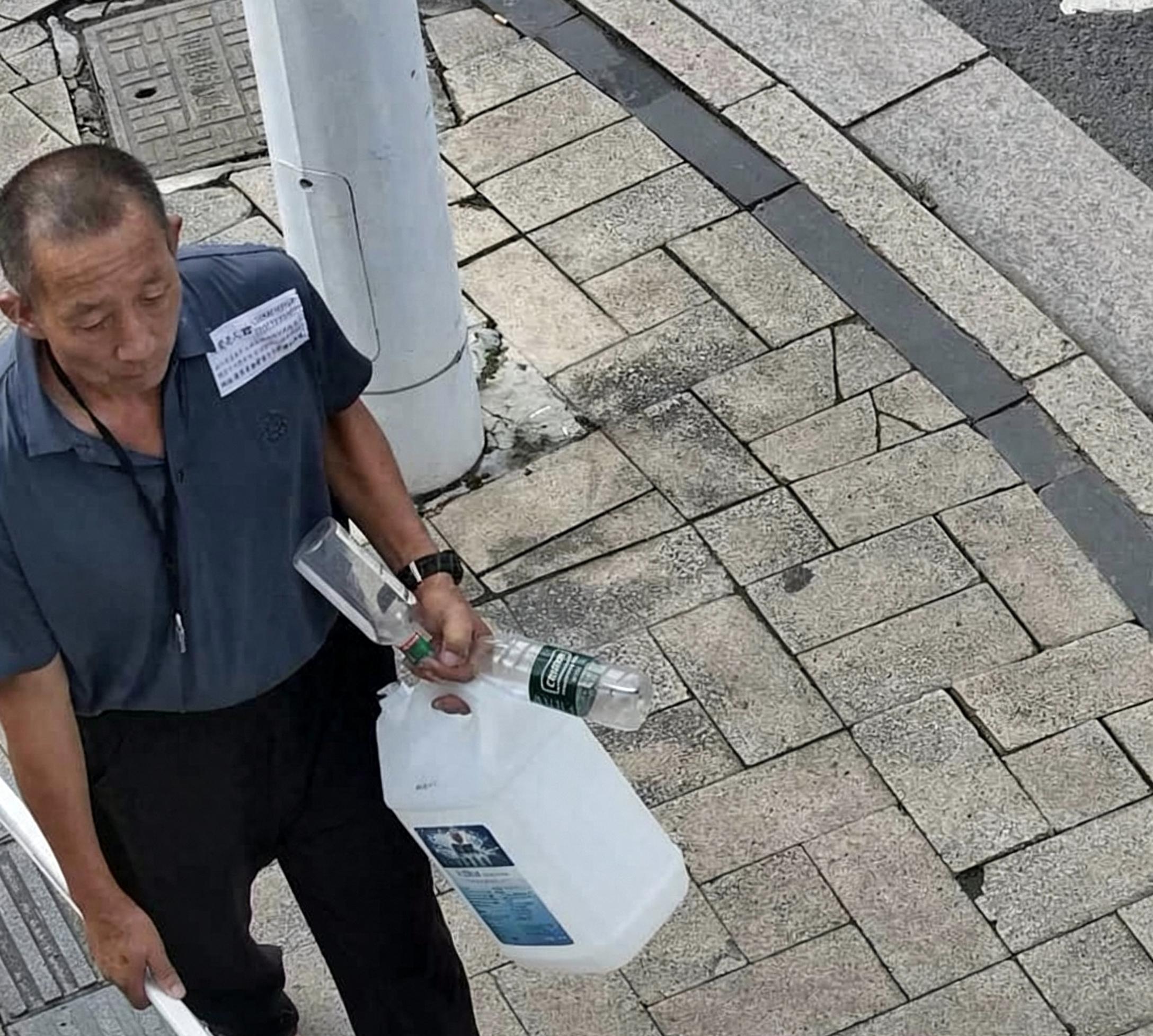 走失者照片 南京市寻人：六旬老人走失，患阿尔茨...