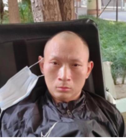 走失者照片 绵阳寻亲：青年男子被救助，高1米6...