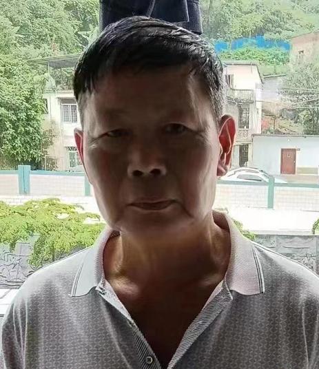 走失者照片 河源急寻：六旬老人走失，患中风，穿...