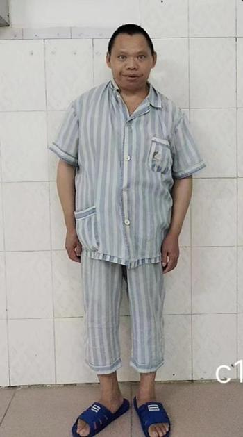 走失者照片 百色寻亲：五旬男子被救助，赤身裸体...