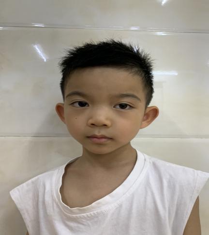 走失者照片 南阳寻亲：5岁男生于2017年被好...