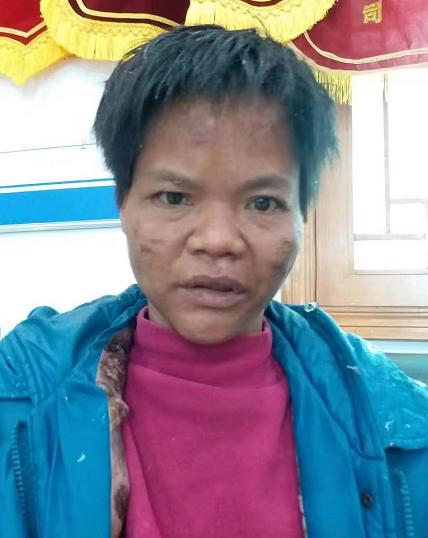 走失者照片 周口寻亲：青年女子被救助，穿蓝色外...