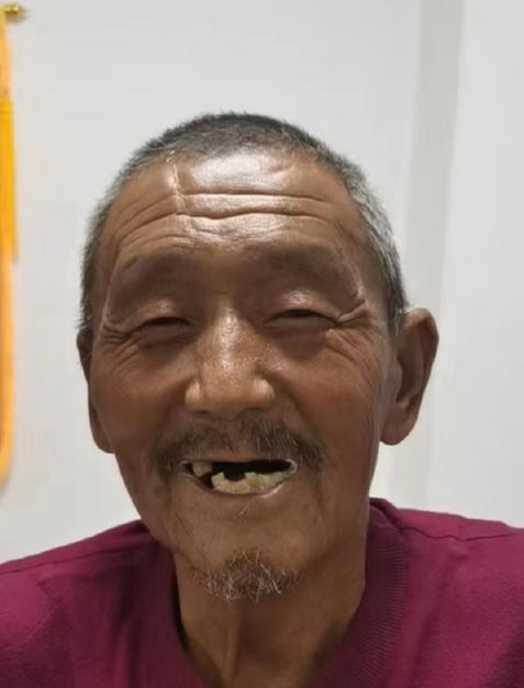 走失者照片 朔州怀仁寻亲：七旬老人被救助，自述...