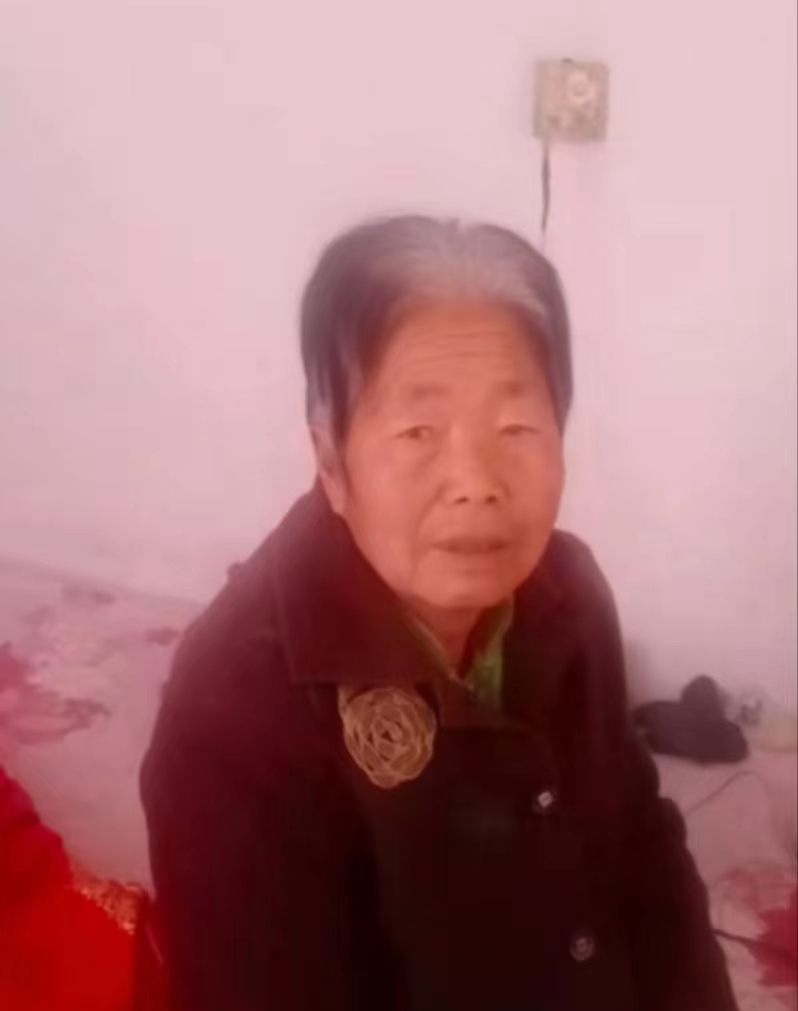 走失者照片 临汾侯马急寻：六旬老太失联，穿黑色...