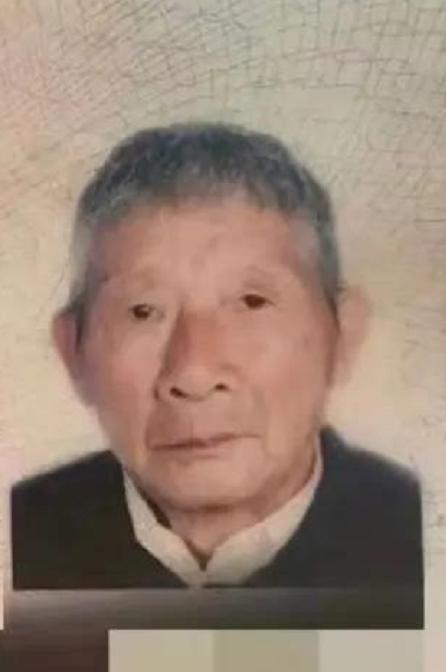 走失者照片 紧急寻人！温州九旬老人失联，穿白色...