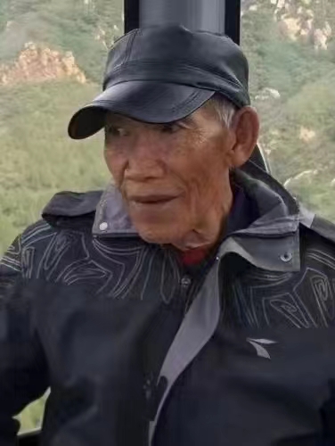 走失者照片 张家口急寻：八旬老人走失，穿深蓝色...