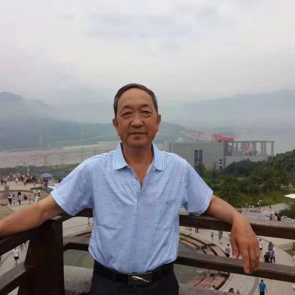 走失者照片 宜昌急寻：七旬老人走失，患脑梗，穿...